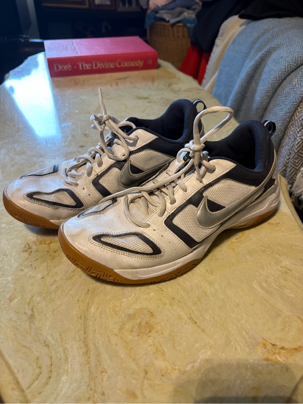Nike Men’s White, Black and Gum Athletic Trainers